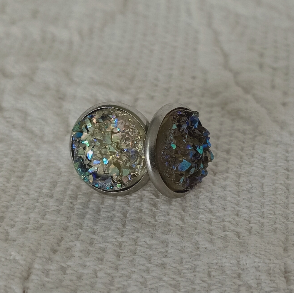 Mermaid Stud Earrings Druzy Geode Sparkly Purple Black Whimsigoth Raw Iridescent - Picture 4 of 7
